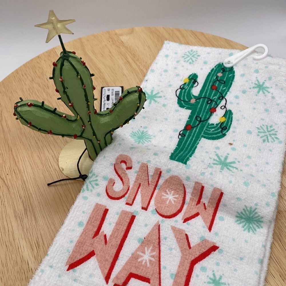 Accent Decor Metal Christmas Cactus and Kitchen Tea Towel NWT